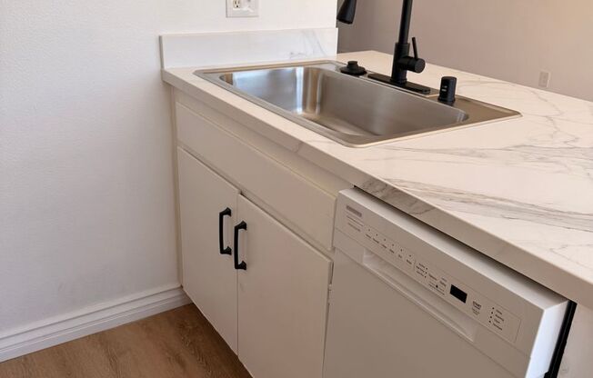 1 bed, 1 bath, 515 sqft, $2,225, Unit 940 - 312