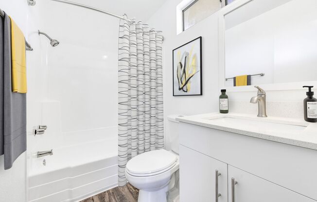 2 beds, 2 baths, $2,850, Unit 2-123