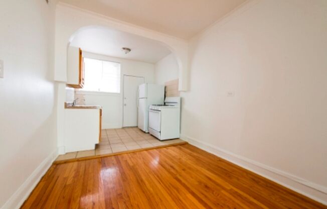 7354 S Dorchester
