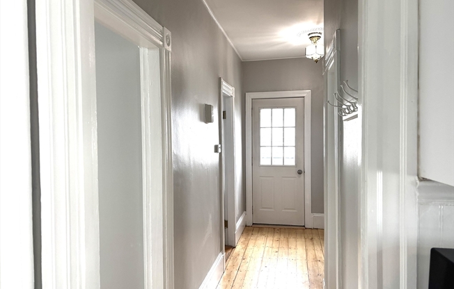 27 TRULL ST