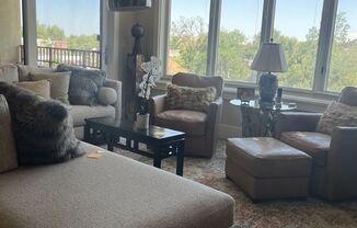 2 beds, 2 baths, $4,585, Unit #308