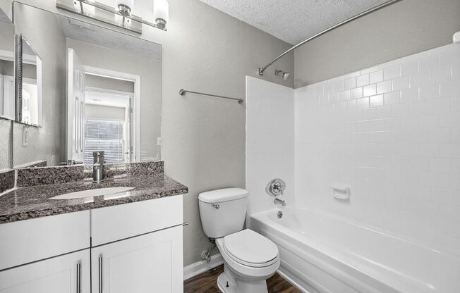 2 beds, 1 bath, 1,092 sqft, $1,199, Unit 537-201