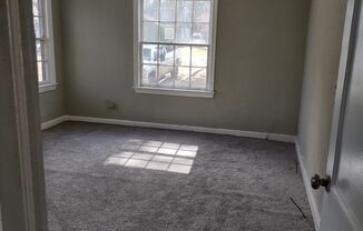 3 beds, 1 bath, $850