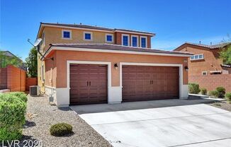 4 beds, 3 baths, $2,695