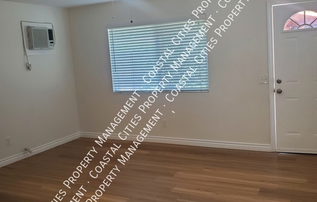 186 S PALM AVE