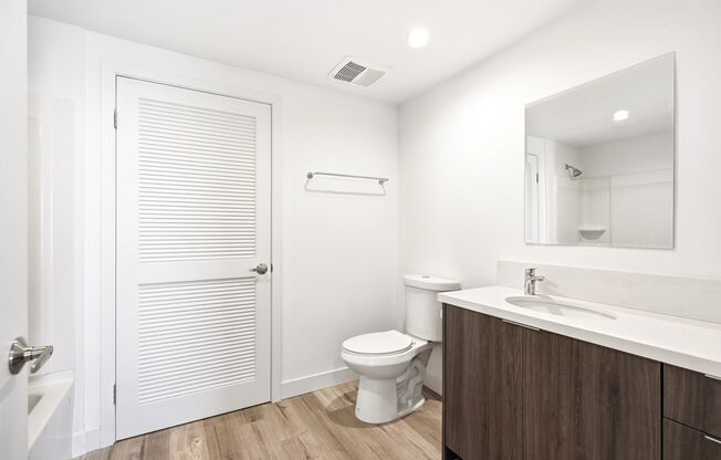 2 beds, 2 baths, 1,037 sqft, $2,950, Unit 507