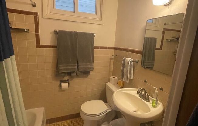 1 bed, 1 bath, $1,505