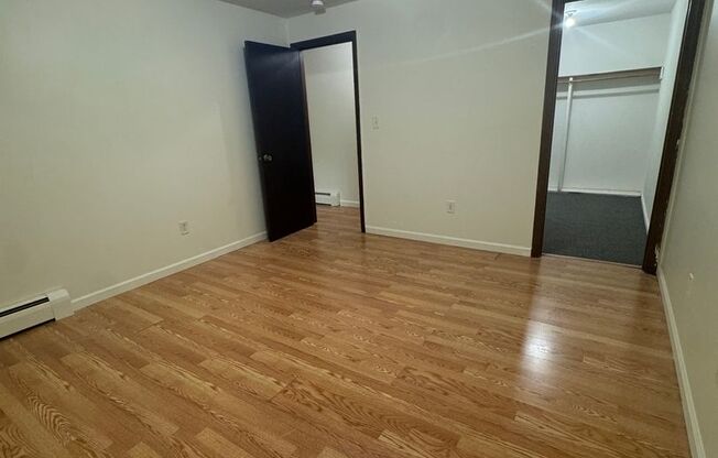 1 bed, 1 bath, 633 sqft, $1,200