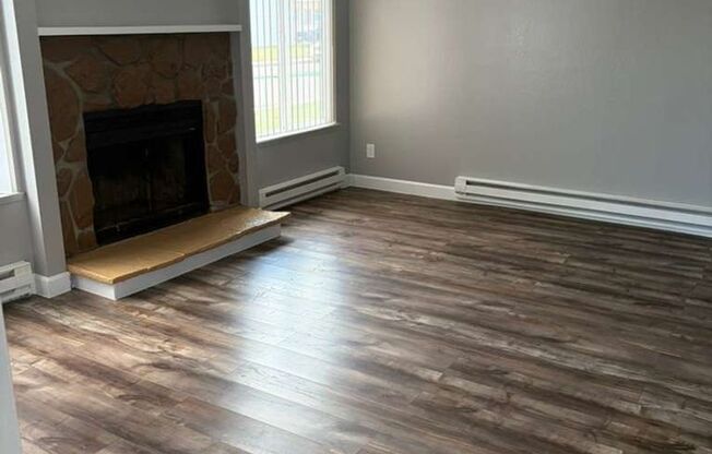 2 beds, 1 bath, 850 sqft, $1,575, Unit 1107 D5