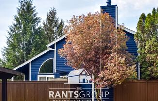 Charming 1-Bed / 1-Bath Townhome in Lacey!
