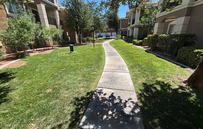 1 bed, 1 bath, $1,295, Unit # 1713