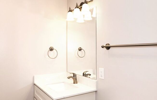 2 beds, 1 bath, 750 sqft, $2,495, Unit 101