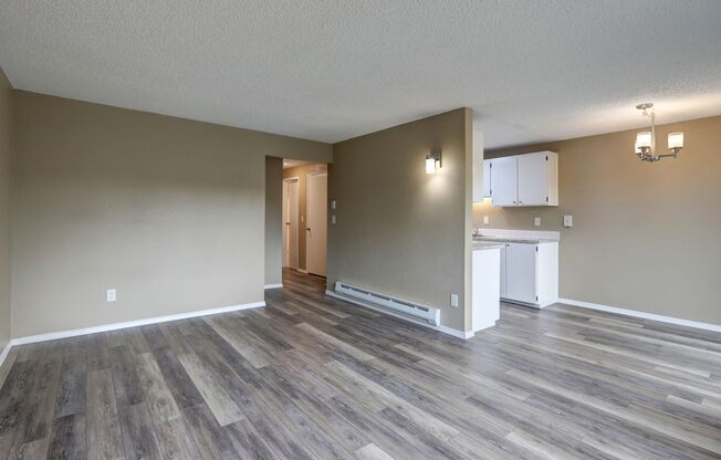 1 bed, 1 bath, 650 sqft, $1,325