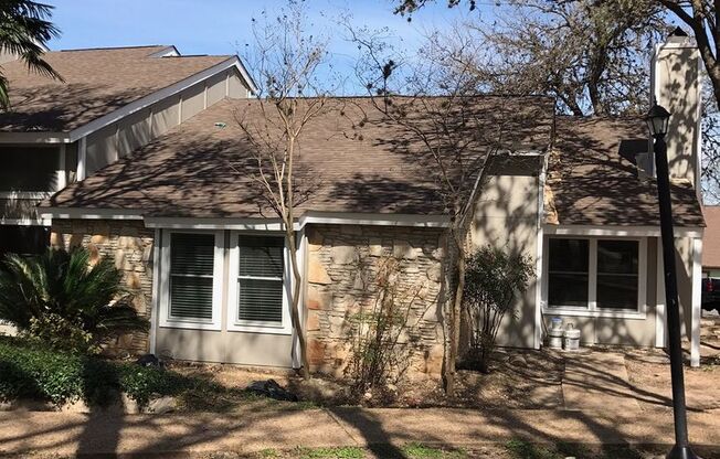 1733 Timberwood Dr.