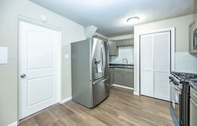 3 beds, 1 bath, $1,500