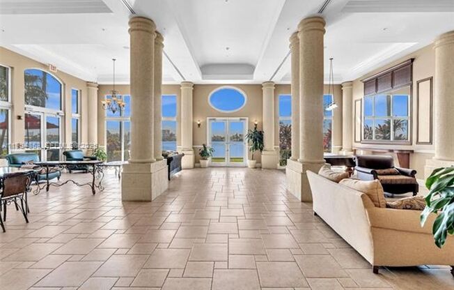 2 beds, 2 baths, 1,116 sqft, $4,000, Unit 17150 N Bay Rd # 2205