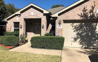 601 CAROL WAY