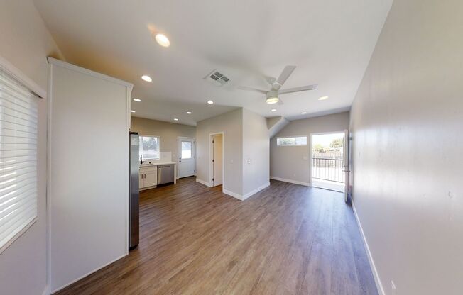 4BD/2BA, Great Outdoor Space!