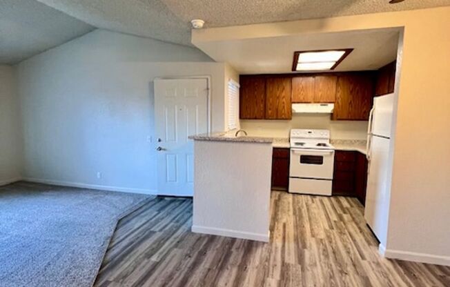 1 bed, 1 bath, 667 sqft, $1,600, Unit 20