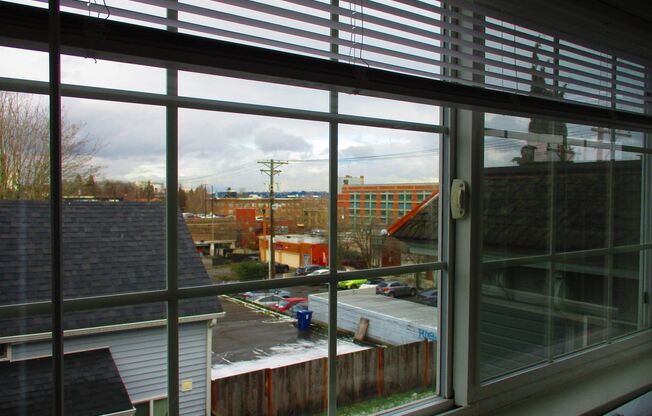 Special Offer! 50% Off Your First Month’s Rent - 1 Bedroom, 1 Bath Upper Level Unit in Tacoma