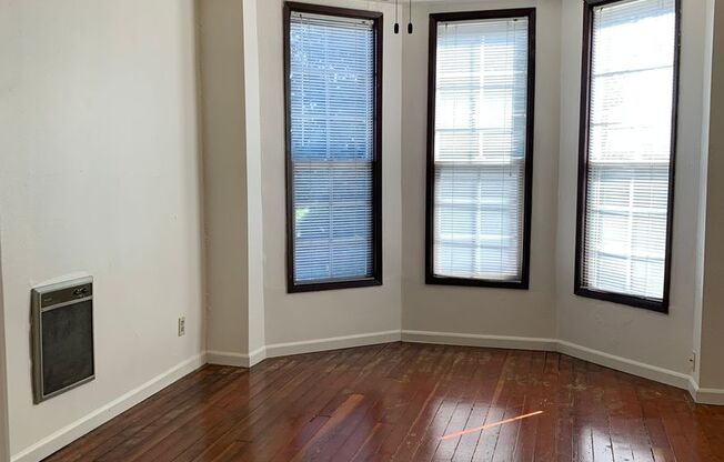 Harborview Apartments