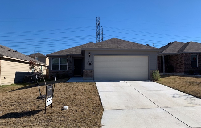 CUTE ONE STORY HOME FEATURING 3 BEDROOMS / 2 BATHS*NORTH EAST ISD