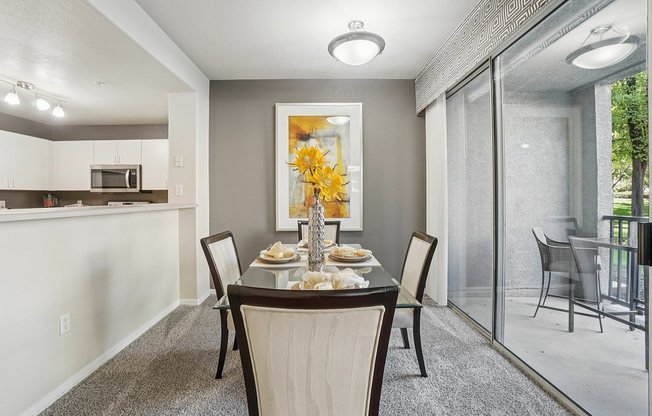 Stratton Dining Room Area