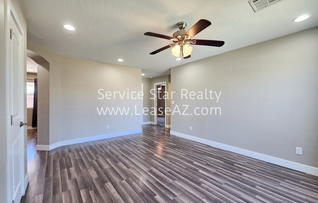 2503 E OBREGON ST