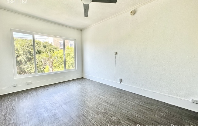 1454 W 3 ST