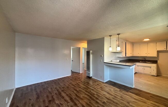 13524 Avalon Blvd.