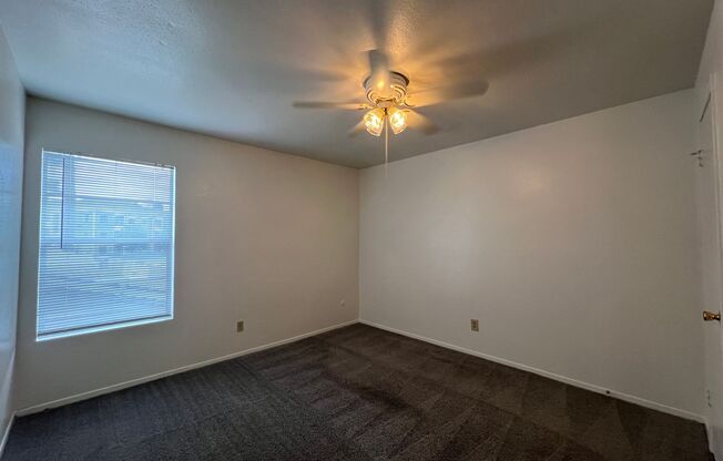 1 bed, 1 bath, 660 sqft, $1,000, Unit 102