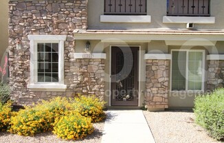 1366 S SABINO DR
