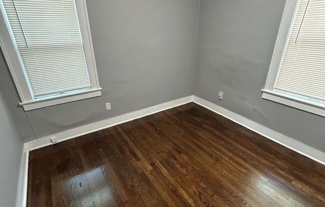 2 beds, 1 bath, $1,250