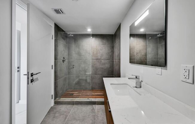 2 beds, 2 baths, $2,770