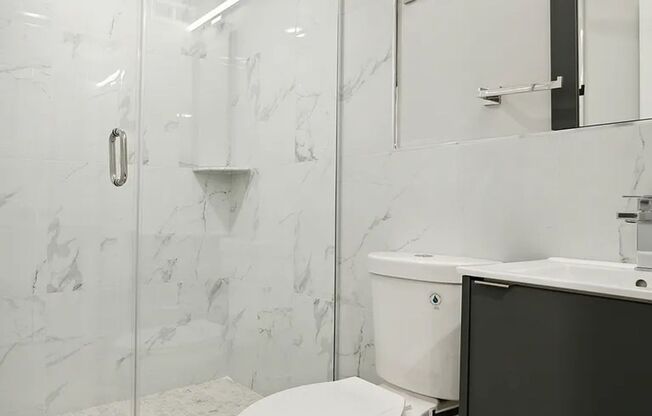 2120 E Berges
