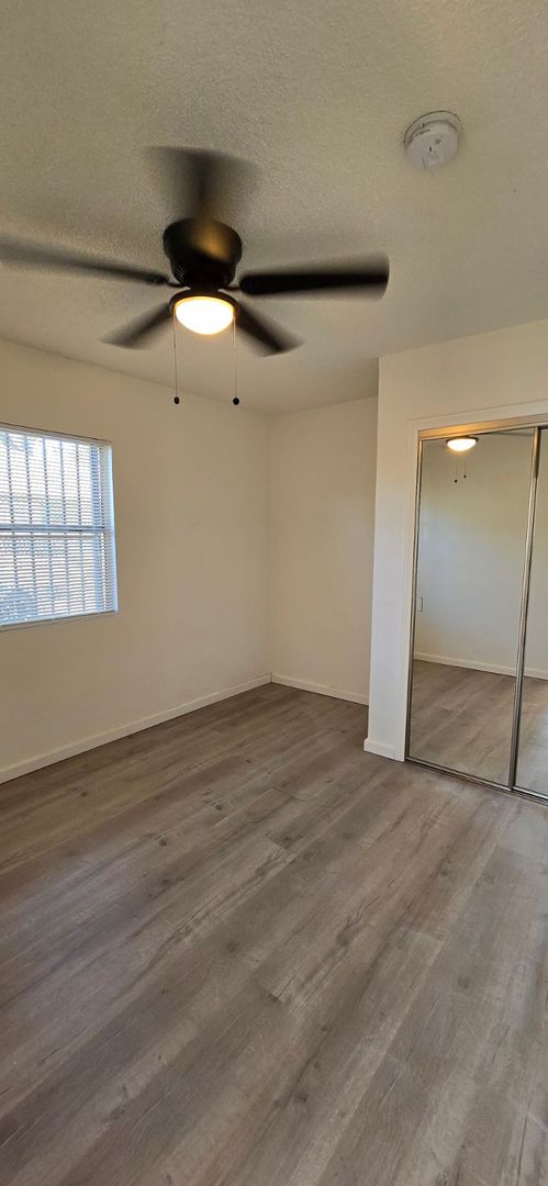 2 beds, 1 bath, $2,450