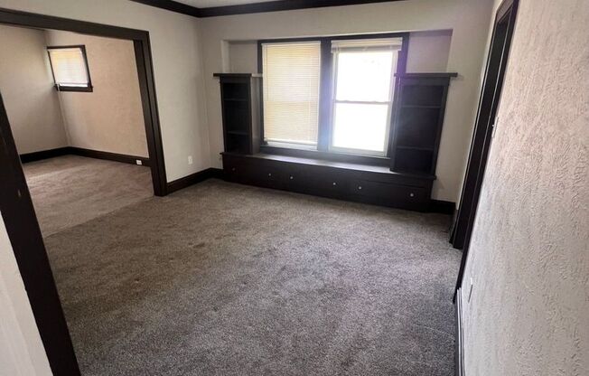 E. 114th St. 4275