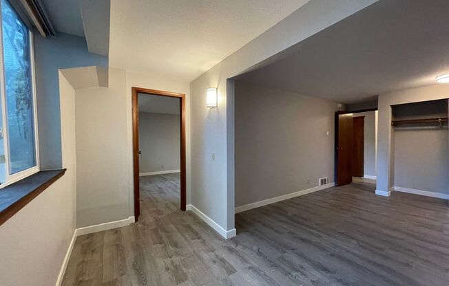 1 bed, 1 bath, 740 sqft, $1,705, Unit 204