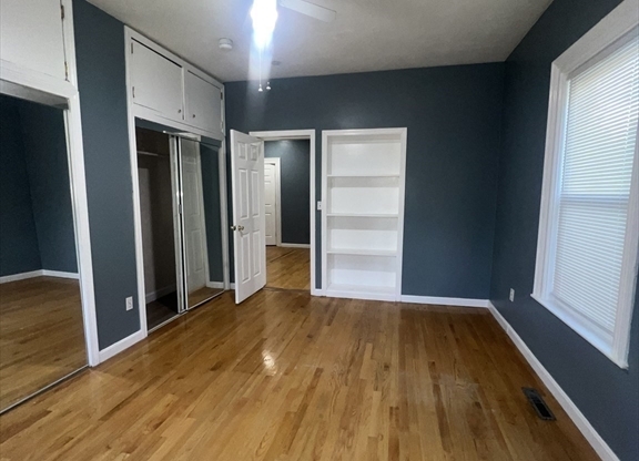 1 bed, 1 bath, 750 sqft, $2,300, Unit 1