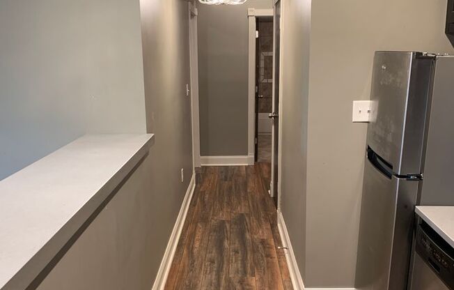 1 bed, 1 bath, $1,145, Unit 104