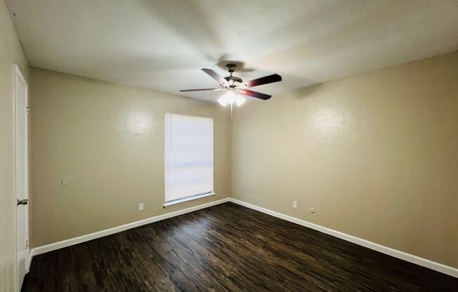 1 bed, 1 bath, 666 sqft, $1,175, Unit 1-230