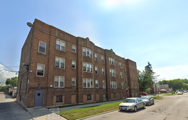 535 E 102nd St