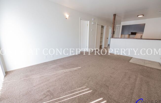 2 beds, 1 bath, 830 sqft, $1,399, Unit 7108 02