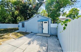 3308 N AVON AVE