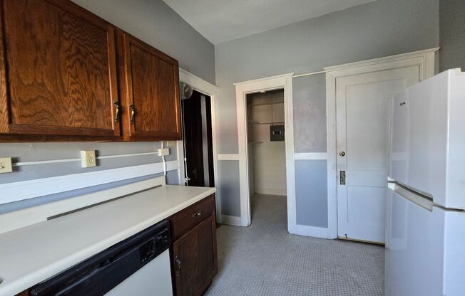1 bed, 1 bath, 900 sqft, $950, Unit #27