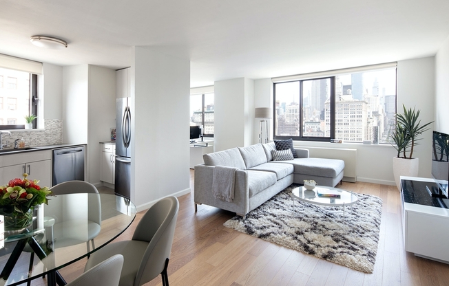 2 beds, 2 baths, $14,320, Unit PH2H