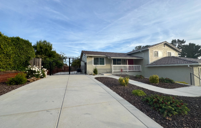 148 LANCASTER WAY