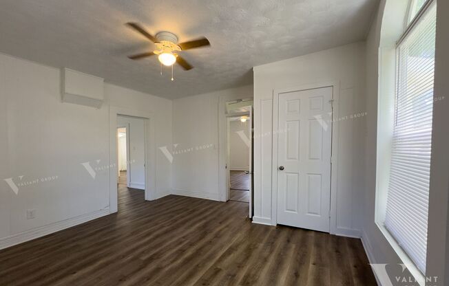 3 beds, 1 bath, $1,095