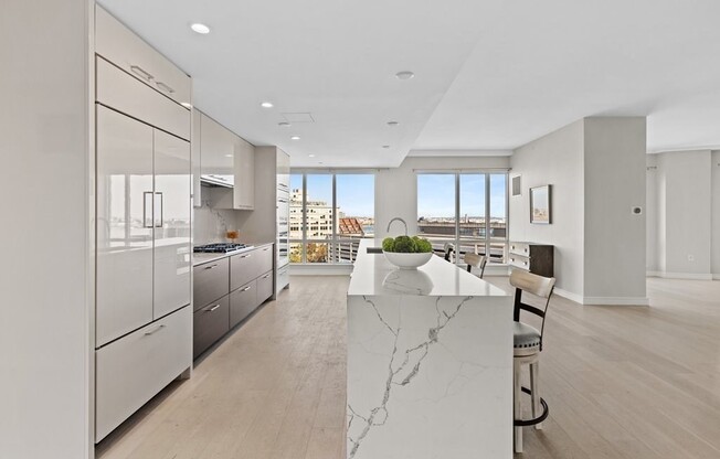3 beds, 3.5 baths, 4,054 sqft, $22,000, Unit 1101