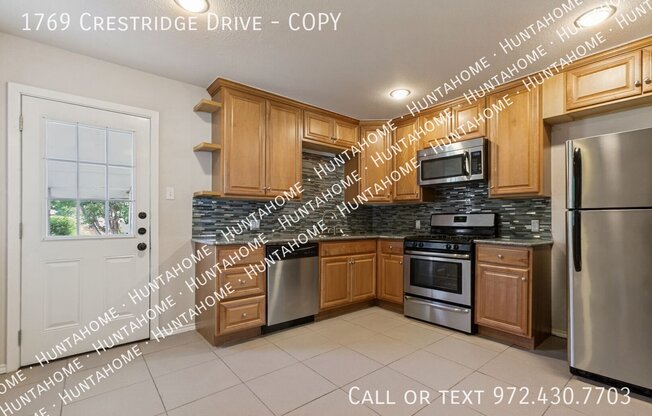 1769 CRESTRIDGE DR